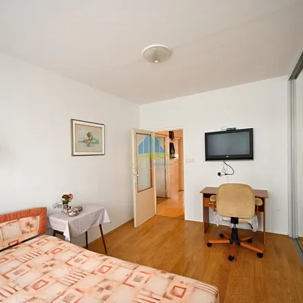 Rent this 4 bed apartment on Vančurova in 351 01 Františkovy Lázně, Czechia
