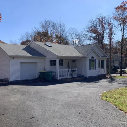Image 2 - 298 Granite Road, Tobyhanna Township, PA 18334, USA - House for sale