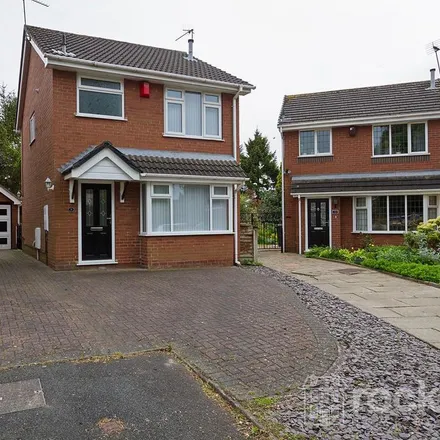 Rent this 3 bed house on Clews Walk in Newcastle-under-Lyme, ST5 8RG