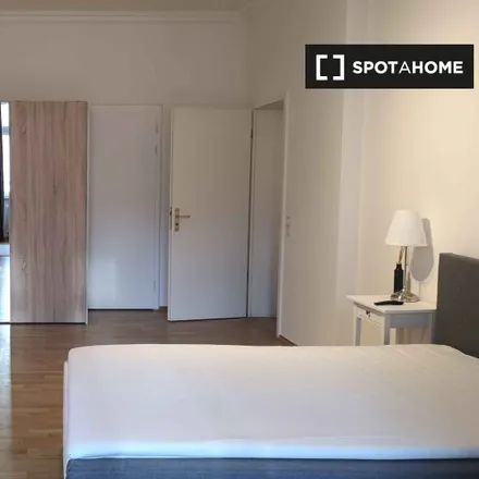 Rent this 6 bed room on Münchener Straße 8 in 60329 Frankfurt, Germany