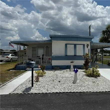 Buy this studio apartment on 30440 Sunrise Boulevard in Highlands County, FL 33870