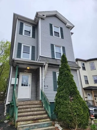 Rent this 3 bed apartment on 142 Belmont Street in Chandler Hill, Worcester