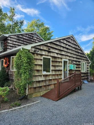 Rent this studio house on 3 Sunken Meadow Road in Fort Salonga, NY 11768