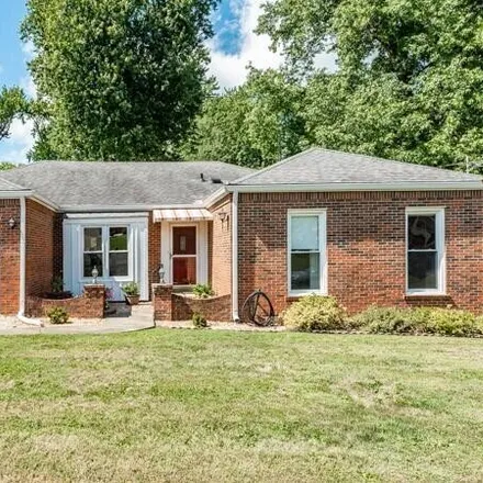 Buy this 3 bed house on 7702 Sunbury Lane in Louisville, KY 40220