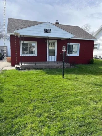 Buy this 2 bed house on 2955 Alfred Avenue in Lansing, MI 48906