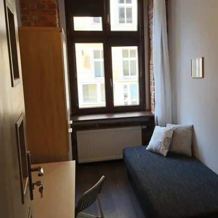 Image 4 - Ogrodowa 16, 61-820 Poznań, Poland - Room for rent