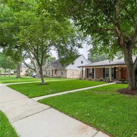 Image 2 - 12038 Scottsdale Drive, Meadows Place, Fort Bend County, TX 77477, USA - House for sale