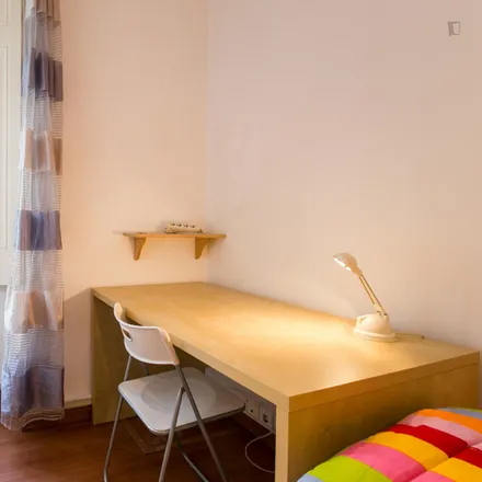 Rent this 3 bed room on Construção Civil José João e José Santos in Rua General Taborda, 1070-286 Lisbon