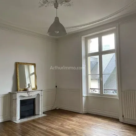 Rent this 3 bed apartment on 14 Rue Colonel Péchot in 35238 Rennes, France