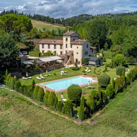 Buy this 16 bed house on Terni