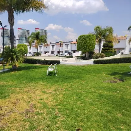 Buy this 3 bed house on Avenida Colinas del Cimatario 219 in Colinas del Cimatario, 76090 Querétaro