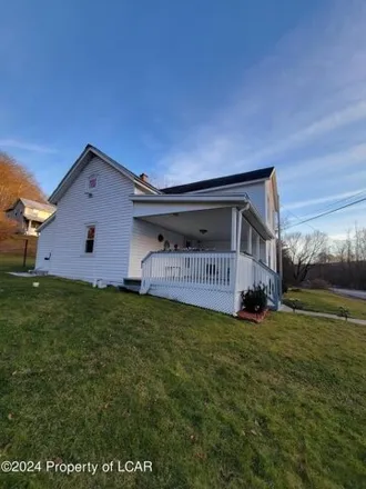 Image 5 - 226 River Rd, White Haven, Pennsylvania, 18661 - House for sale