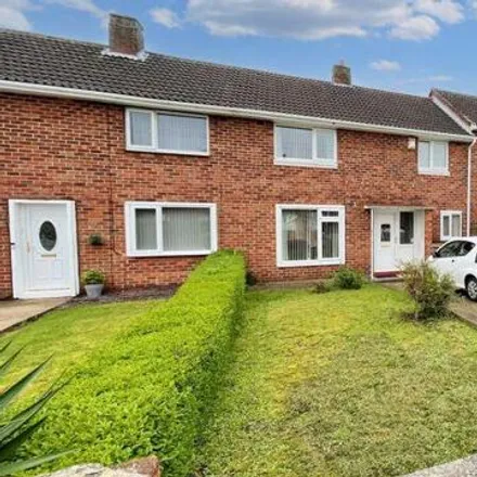 Buy this 3 bed townhouse on Willingham Avenue in Lincoln, LN2 2DL