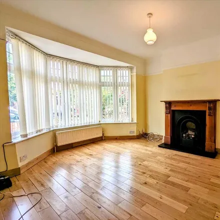 Image 2 - 42 Mount Road, London, SW19 8EW, United Kingdom - Townhouse for rent