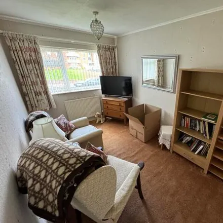 Image 5 - Camden Close, Castle Bromwich, B36 9BY, United Kingdom - Apartment for sale