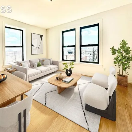 Image 2 - 169 West 164th Street, New York, NY 10452, USA - House for rent
