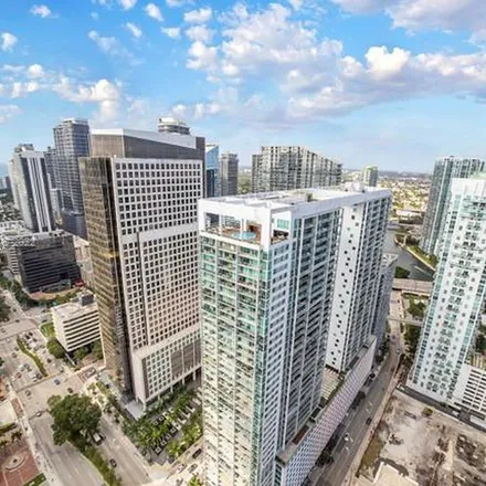 Image 2 - W Miami, 485 Brickell Avenue, Torch of Friendship, Miami, FL 33131, USA - Apartment for rent