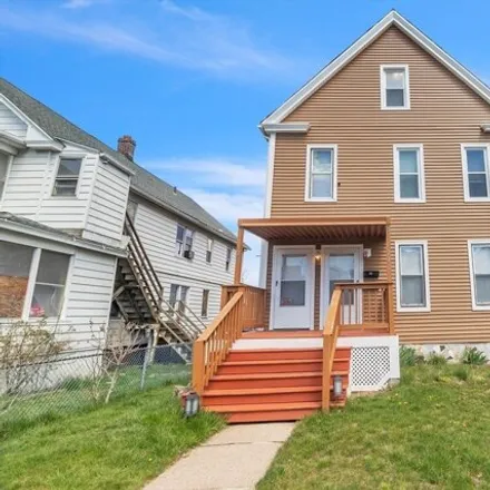 Buy this 5 bed house on 21;23 View Street in Elmwood, Holyoke