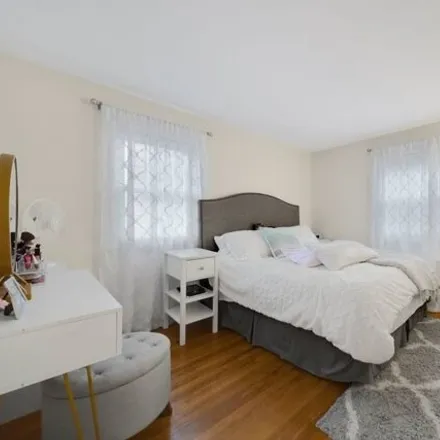 Image 4 - 932 Massachusetts Avenue, Arlington, MA 02476, USA - Apartment for rent
