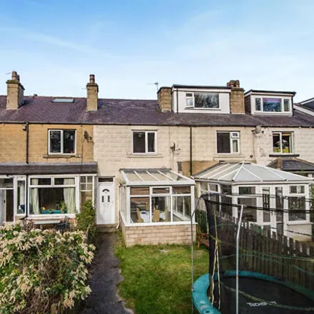 Image 1 - Aire View Avenue, Cottingley, BD16 1NS, United Kingdom - Townhouse for sale