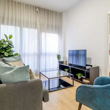 Rent this 2 bed apartment on Avenida de la Ciudad de Barcelona in 93, 28007 Madrid