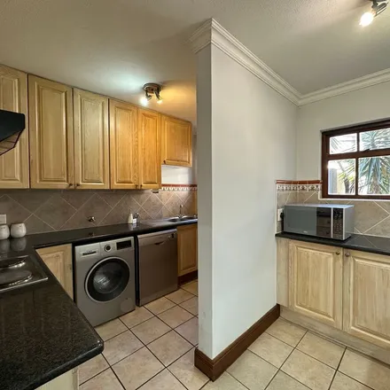 Image 3 - unnamed road, Summerstrand, Gqeberha, 6001, South Africa - Townhouse for rent