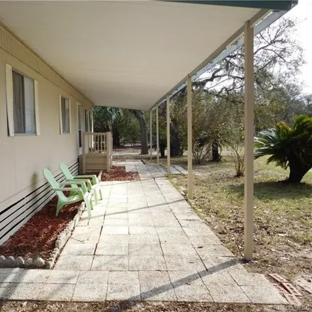 Buy this studio apartment on 1227 North Crause Point in Lecanto, Citrus County