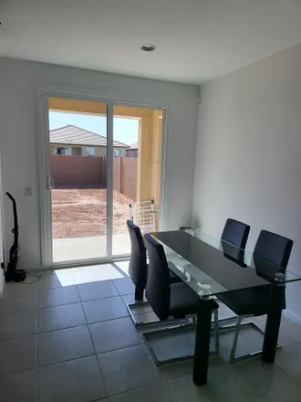 Image 4 - 1721 West Montecito Avenue, Phoenix, AZ 85015, USA - Room for rent