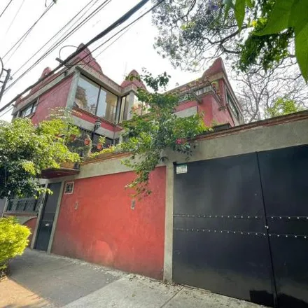 Buy this 6 bed house on Calle Pino in Colonia Magdalena Culhuacán, 04260 Mexico City