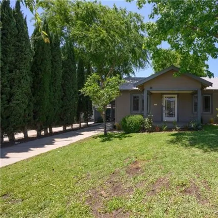 Buy this 2 bed house on 1313 North Oxford Avenue in Pasadena, CA 91104