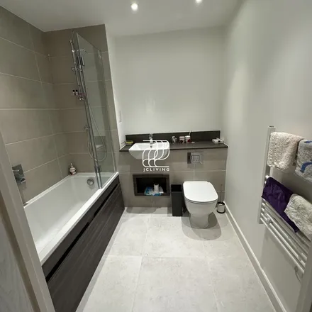 Image 2 - Peregrine Apartments, Moorhen Drive, The Hyde, London, NW9 7FF, United Kingdom - Apartment for rent