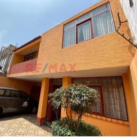 Buy this 6 bed house on Calle Los Aymaras in San Miguel, Lima Metropolitan Area 15087