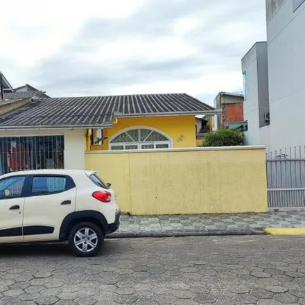 Image 2 - Rua Maria Augusta da Costa, Centro, Navegantes - SC, 88370-232, Brazil - House for sale