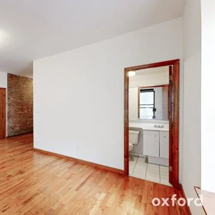 Image 4 - 200 West 85th Street, New York, NY 10024, USA - House for rent