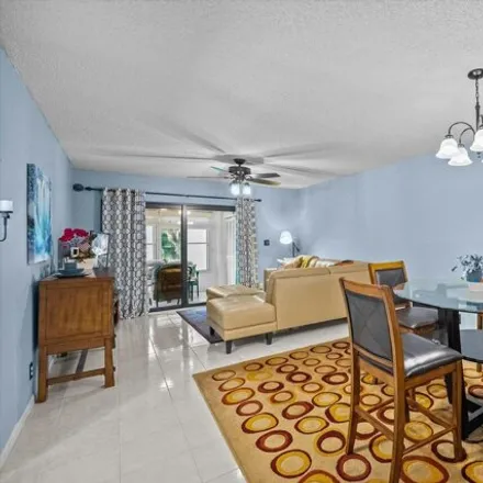 Image 4 - 9338 Southwest 8th Street, Sandalfoot Cove, Palm Beach County, FL 33428, USA - Condo for sale