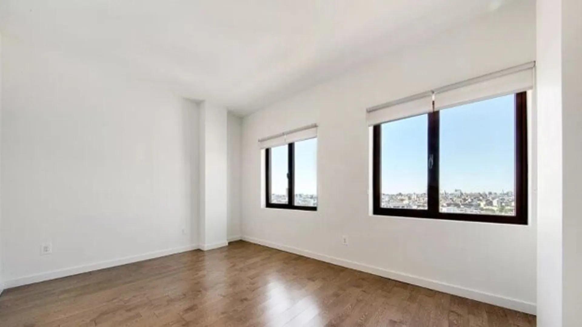 Hunters Landing, 11-39 49th Avenue, New York, NY 11101, USA | Studio house for rent