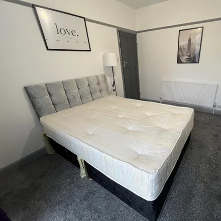 Rent this 1 bed room on Tooting South Medical Centre in Otterburn Street, London