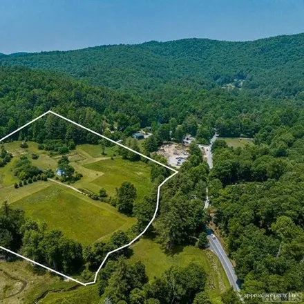 Buy this 4 bed house on Norton Ridge Road in Macon County, NC 28741