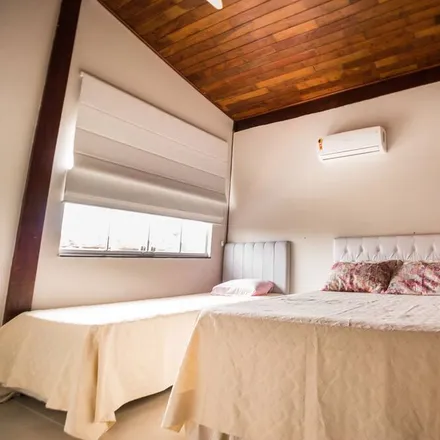 Rent this 5 bed house on Centro in Guarulhos, Região Metropolitana de São Paulo