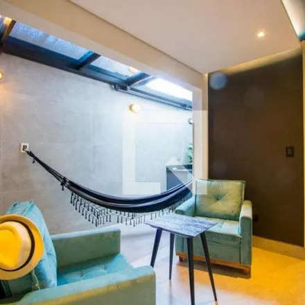 Buy this 1 bed apartment on Rua Independência in Jardim Bela Vista, Santo André - SP