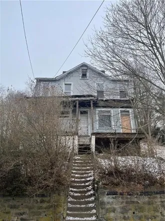 Buy this studio house on 972 Rison Alley in McKeesport, PA 15132