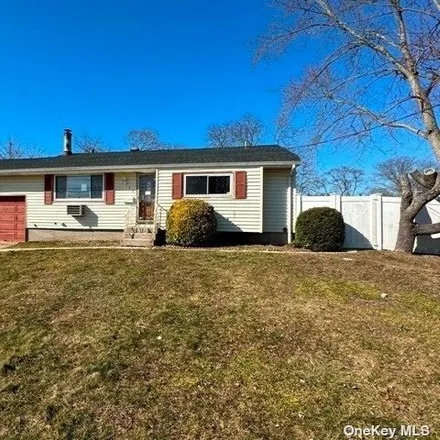 Image 1 - 27 Kirby Lane, Central Islip, Islip, NY 11722, USA - House for sale