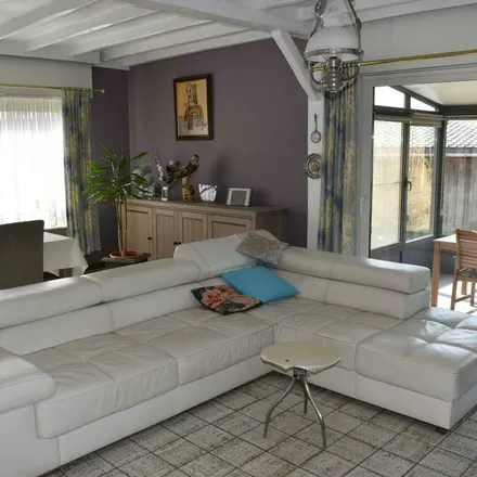 Rent this 3 bed apartment on Berkenlaan 22 in 1740 Ternat, Belgium