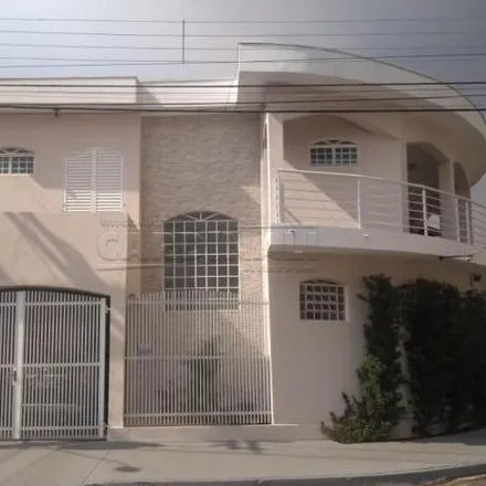 Buy this 3 bed house on Rua Vicente Petrilli in Jardim Hikare, São Carlos - SP