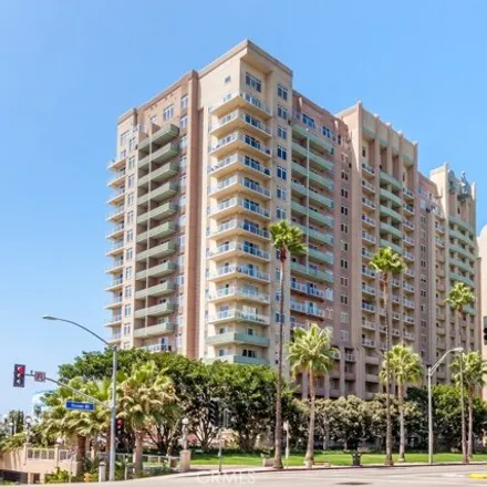 Buy this 1 bed condo on Elm Avenue in Long Beach, CA 90802