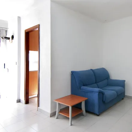 Image 3 - Tila & Menta, Carrer de Dolores Marqués, 46020 Valencia, Spain - Apartment for rent