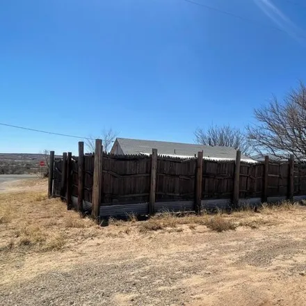 Image 3 - 2105 540 Loop, Logan, Quay County, NM 88426, USA - House for sale