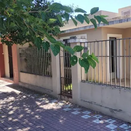 Buy this 3 bed house on Bartolomé Argensola 1503 in Los Paraisos, Cordoba