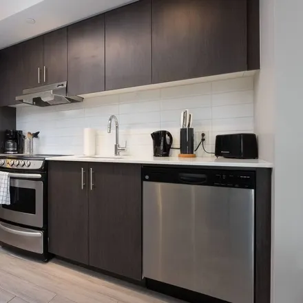 Image 4 - Edmonton, AB T5K 1J7, Canada - Apartment for rent