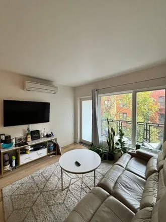 Image 6 - 15 East 19th Street, New York, NY 11226, USA - Condo for sale